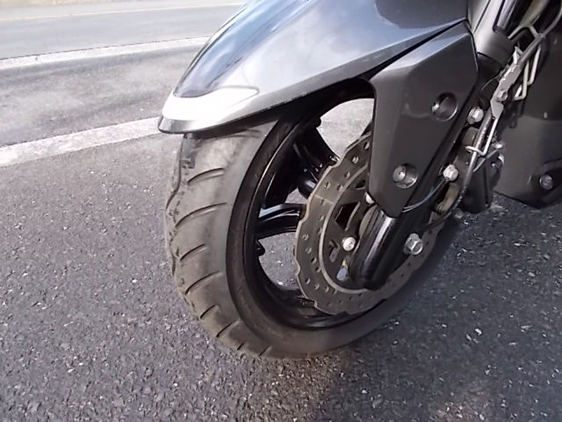シグナスｘ ２０１９年モデル ローダウン仕様 1オーナー車 100 安い