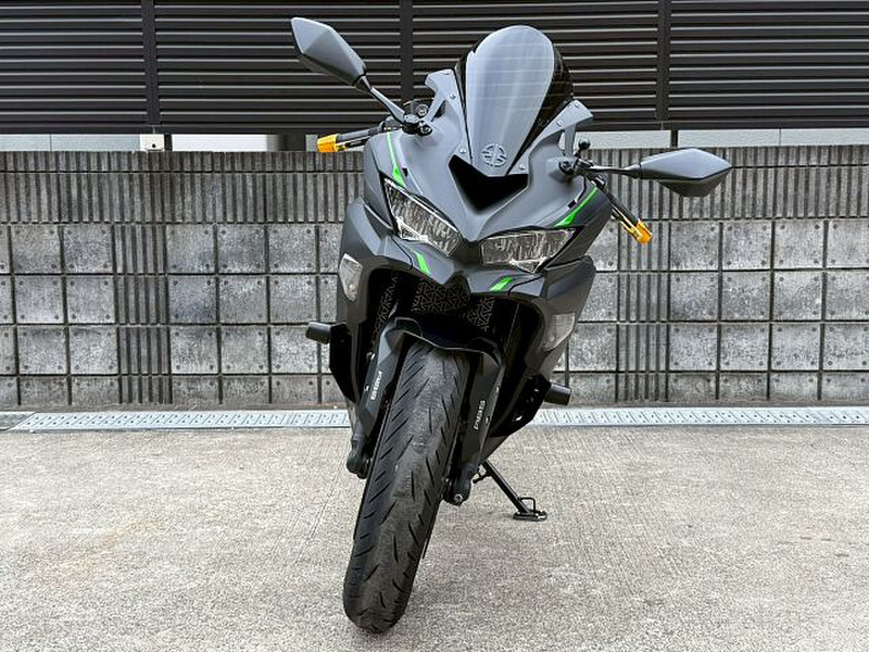 asika　4口 Akrapovic Racing Exhaust System ZX-4R/RR - Bournemouth Kawasaki