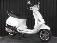 ベスパ　ＬＸ１２５