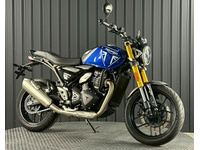 トライアンフ　スピード４００