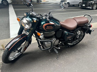 Ｒエンフィールド　クラシック３５０