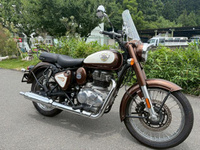 Ｒエンフィールド　クラシック３５０