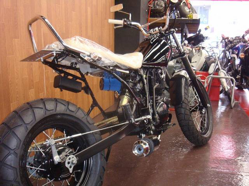 ヤマハ TW225E (712726) | 中古バイク・新車の事ならバイクの窓口