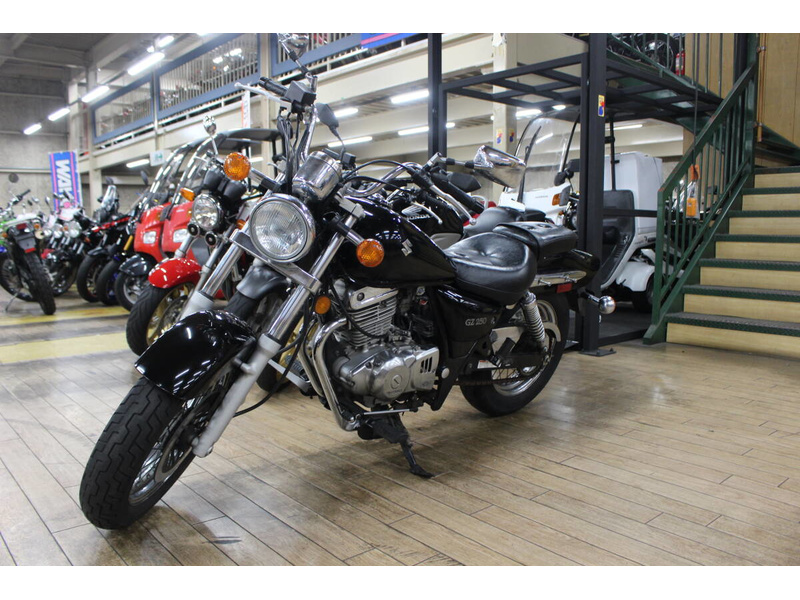 スズキ ＧＺ２５０ (1055937) | 中古バイク・新車の事ならバイクの窓口