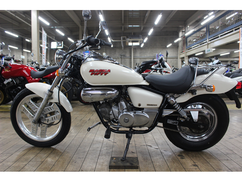 マグナ50 マグナ50・ マグナ50 ホンダ（HONDA） マグナ50（マグナフィフティ