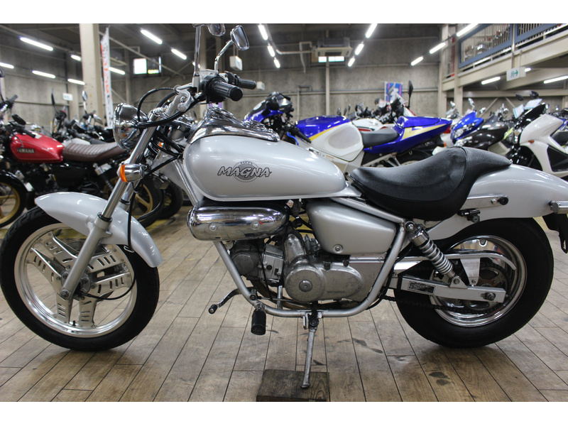 マグナ50 ホンダ マグナ50 ボアUP☆！ (1096175) | 中古バイク・新車