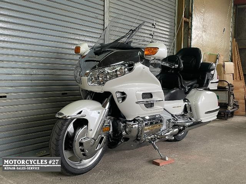 ホンダ ＧＬ１８００ ゴールドウイング (877600) | 中古バイク・新車の事ならバイクの窓口