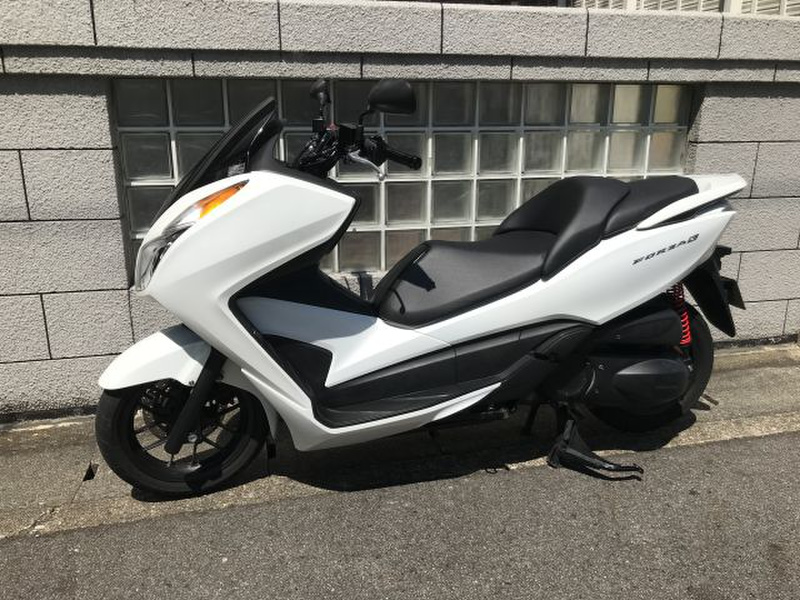 ホンダ フォルツァｓｉ 中古バイク 新車の事ならバイクの窓口