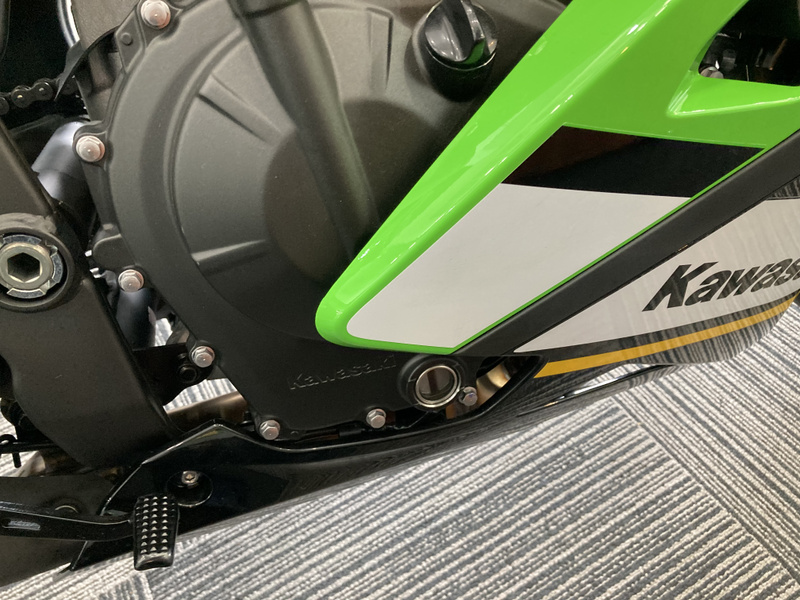 ฅぐりんฅ ※週末限定値下げ中　0530 カワサキ Ninja ZX－4RR KRT EDITION (1167553