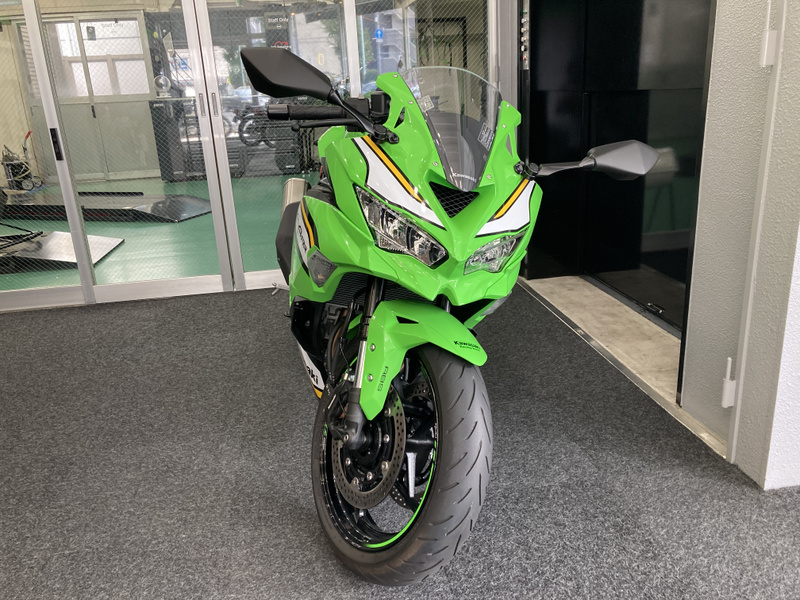 ฅぐりんฅ ※週末限定値下げ中　0530 カワサキ Ninja ZX－4RR KRT EDITION (1167553
