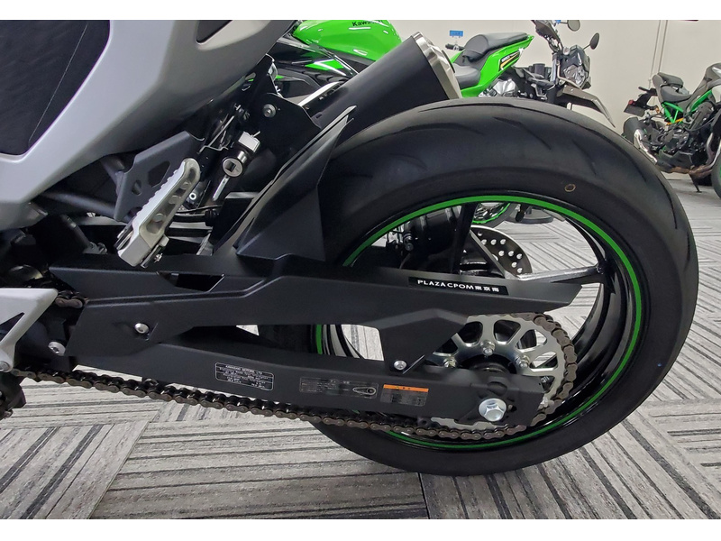 カワサキ Z7 Hybrid (1189270) | 中古バイク・新車の事なら