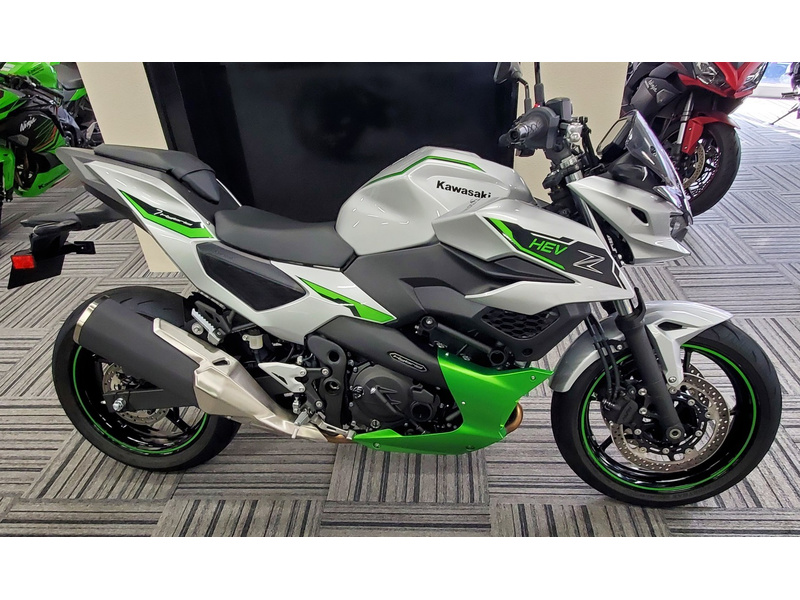 カワサキ Z7 Hybrid (1189270) | 中古バイク・新車の事なら