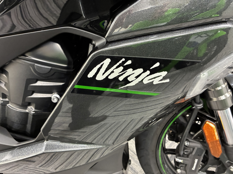 カワサキ 2025年モデル Ninja 1100SX ドラレコ