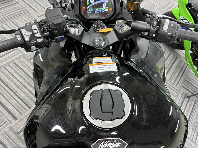 【中古】（非常に良い）データラインブラック1パック-KW18 カワサキ 2025年モデル Ninja 1100SX ドラレコ