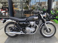 Ｗ８００