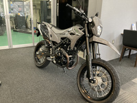 ＫＬＸ２３０ＳＭ