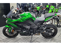 Ｎｉｎｊａ　１１００ＳＸ　ＳＥ