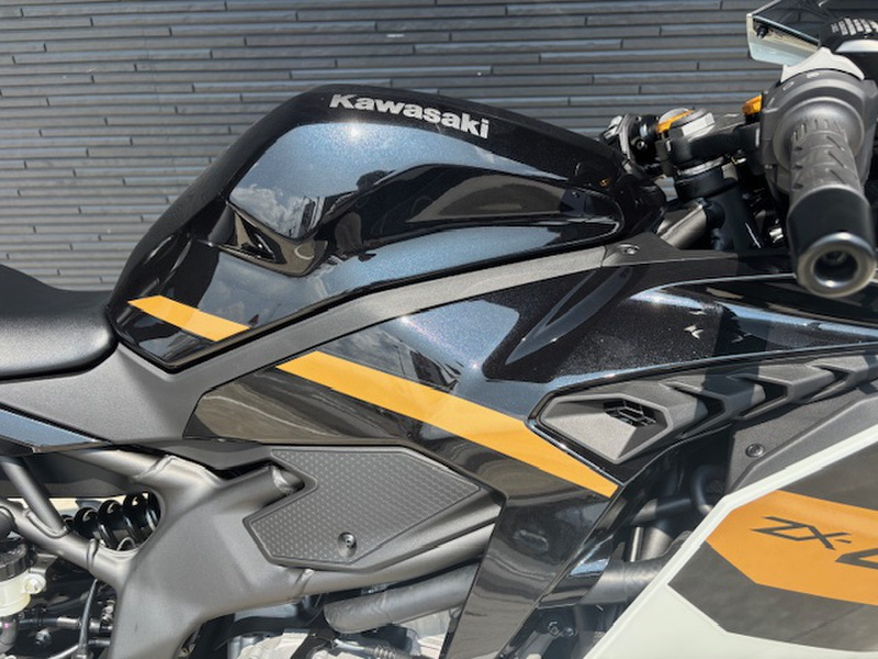 カワサキ Ninja ZX－4R SE (1148816) | 中古バイク