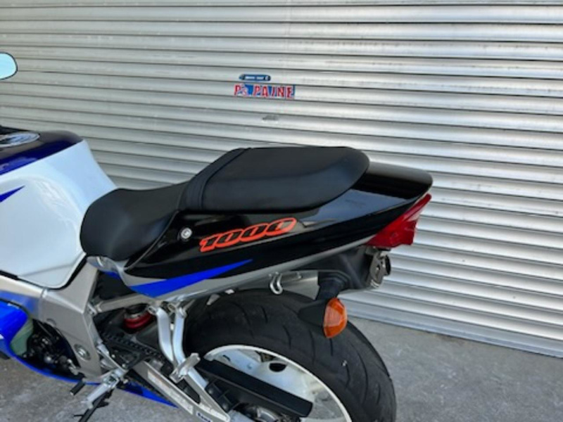 スズキ ＧＳＸ－Ｒ１０００ (970792) | 中古バイク・新車の事ならバイクの窓口