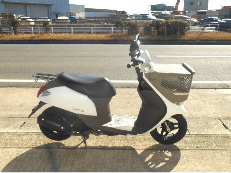 売れ筋】 123 スズキ レッツ5 CA47A FI ステップボードプラグ開口部 ...
