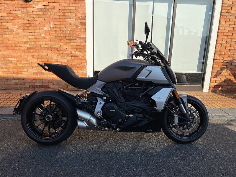 ドゥカティ ドゥカティ ＤＩＡＶＥＬ (1006739) | 中古バイク・新車の