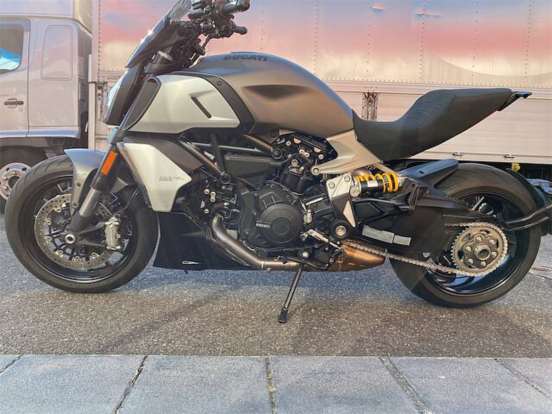 ドゥカティ ドゥカティ ＤＩＡＶＥＬ (1006739) | 中古バイク・新車の事ならバイクの窓口