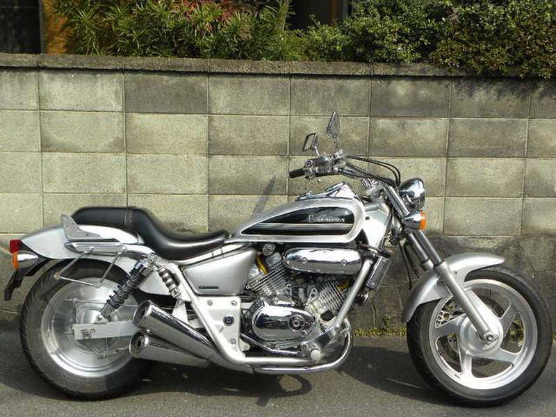 ｖツインマグナ ２００３年モデル 後期型 中古バイク 新車の事ならバイクの窓口