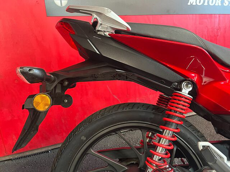 ホンダ CBF125R (1092890) | 中古バイク・新車の事なら