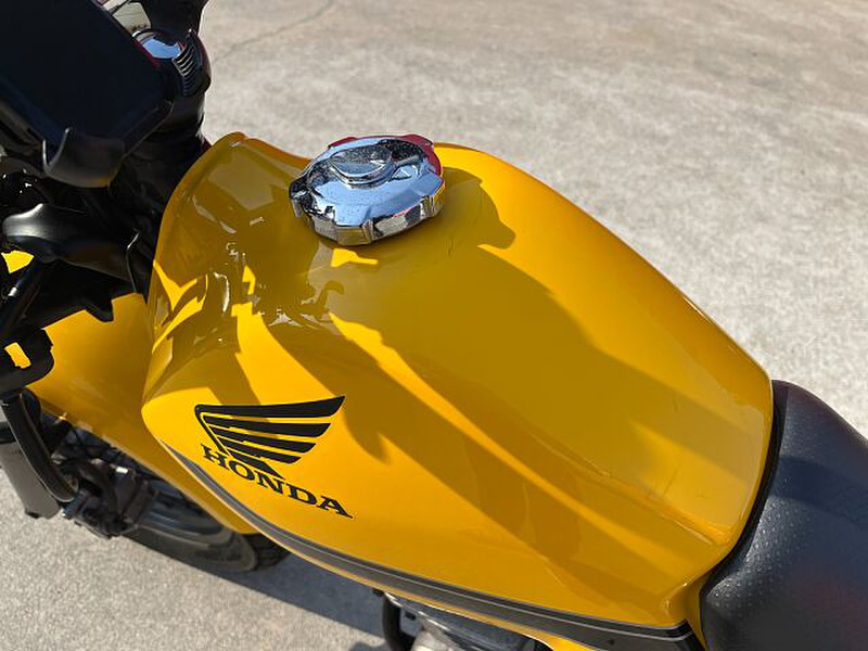 FTR223 イエロー燃料タンク FTR223 イエロー燃料タンク