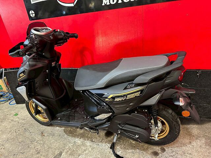 ヤマハ シグナスRAY ZR (1144328) | 中古バイク・新車の事なら