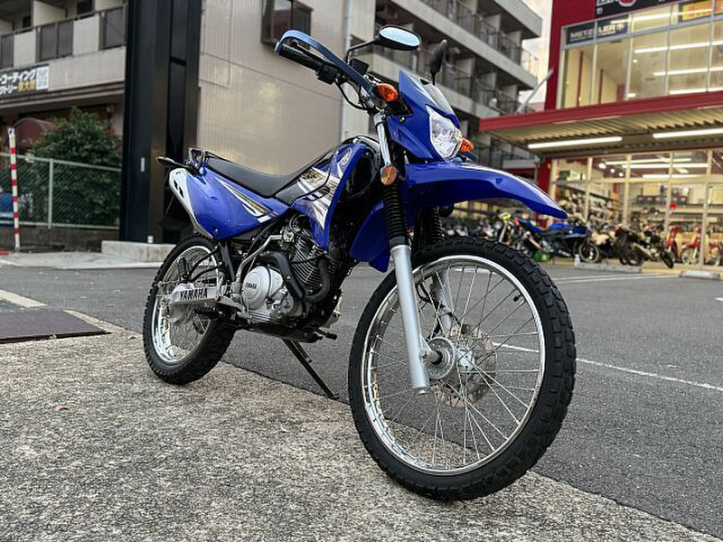 YAMAHA XTZ125E 白/黒 エンジン始動動画 自賠責保険で乗れます 半額