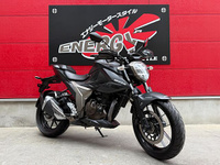 ジクサー２５０