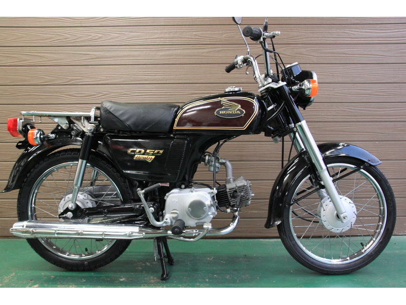 ベンリィｃｄ５０ 前後タイヤ新品 8142 中古バイク 新車の事ならバイクの窓口