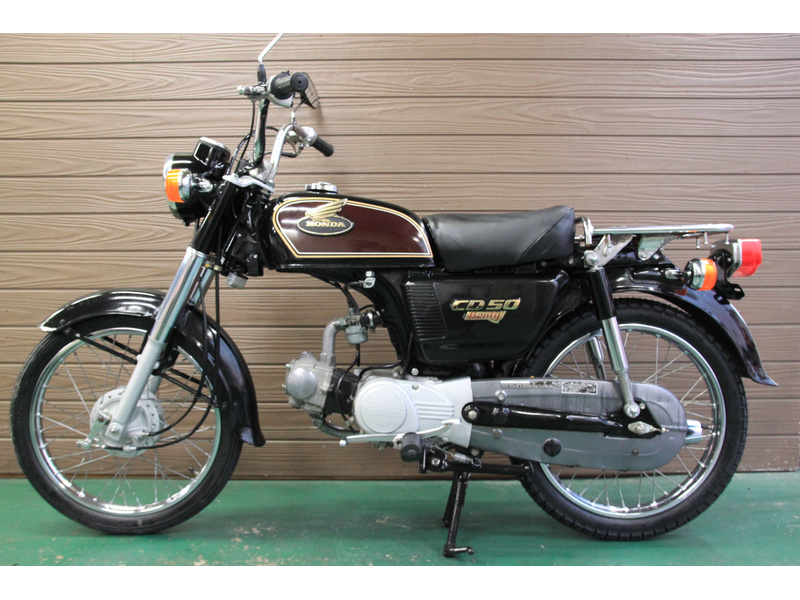 ベンリィｃｄ５０ 前後タイヤ新品 8142 中古バイク 新車の事ならバイクの窓口