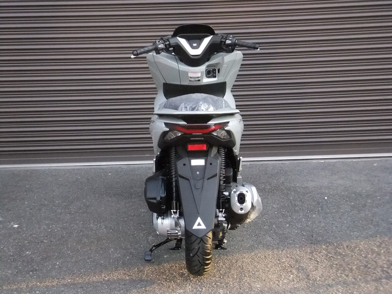 売却済み【美車】PCX 2025年式 低走行2002km パールジュピターグレー 即乗りOK！ ホンダ PCX パールジュピターグレー 2025年モデル｜（有