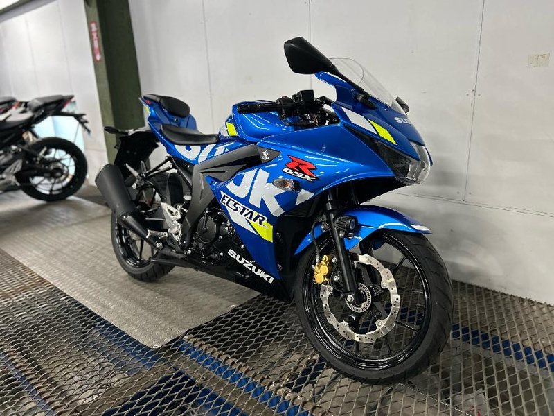 GSX-R125 ABS 2022年式走行距離1,600kmの極上中古車 GSX-R125・ABS 原付二種125cc(スズキ) / 愛媛県 (有)バイク