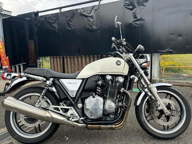 ホンダ　CB1100TYPE2　平成22年9月新車購入　 CB1100/ホンダの新車・中古バイクの相場、バイク情報｜ウェビック