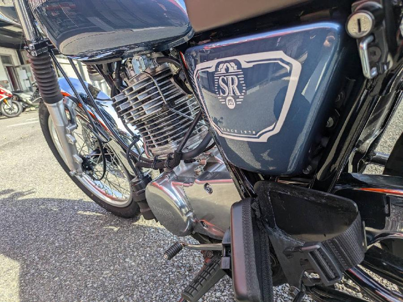 YAMAHA SR400-2 黒 書類無し 格安提供車 半額配送キャンペーン クランキング確認済み 限定 現状渡し諸経費￥0- 横浜 P-Yard 43年の歴史に幕 ヤマハのロングセラーバイク「SR400」に最終モデル登場