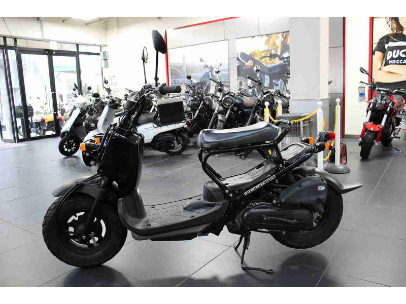 ホンダ　ズーマー　整備渡し！　自賠責1年付き！！　目立った傷なし✨ ライブディオZX 規制前マットブラック 自賠責1年付き価格 ¥69,800
