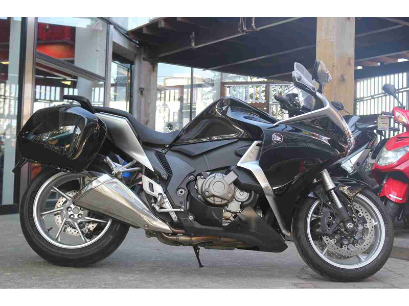 ｖｆｒ１２００ｆデュアルクラッチトランスミッション 4786 中古バイク 新車の事ならバイクの窓口