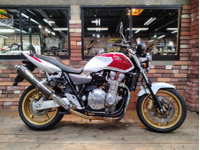 ＣＢ１３００ＳＦ