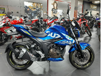 ジクサー２５０