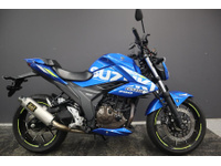 ジクサー２５０