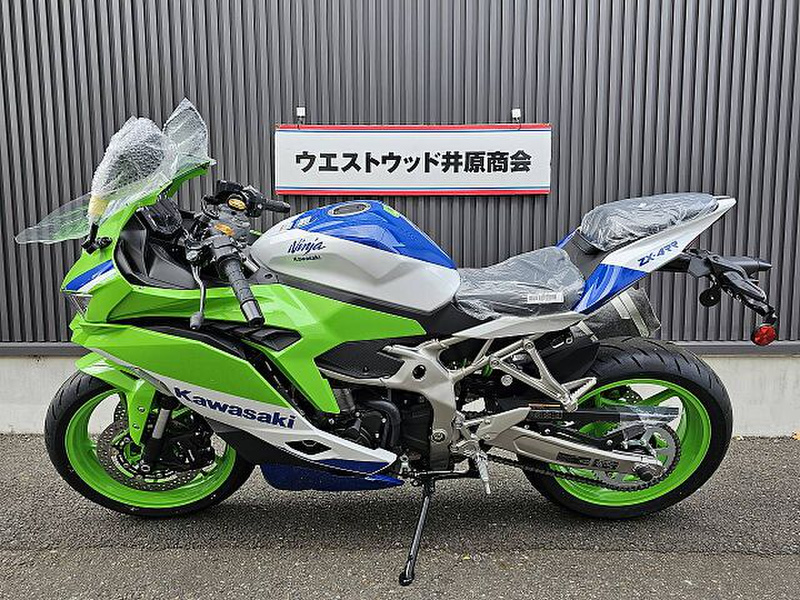 カワサキ Ｎｉｎｊａ ＺＸ－４ＲＲ ＫＲＴ ＥＤＩＴＩＯＮ (1025422 