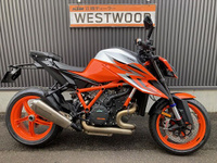 ＫＴＭ１２９０スーパーＤＵＫＥ-Ｒ