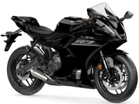 ＹＺＦ－Ｒ７