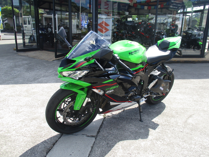 リタ カワサキ Ninja ZX-6R KRT EDITION