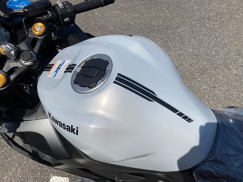 カワサキ Ninja ZX-4R SE (1122274) | 中古バイク カワサキ Ninja ZX-4R SE (1122274) | 中古バイク