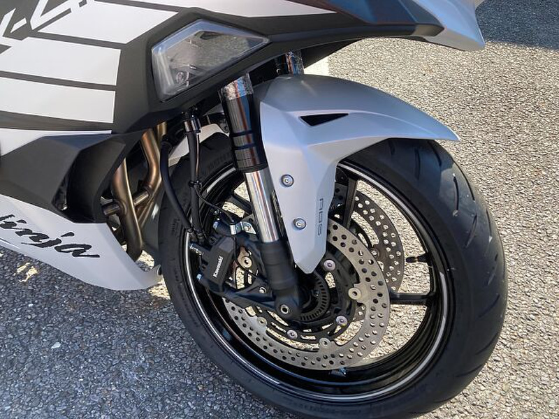 カワサキ Ninja ZX－4R SE (1122274) | 中古バイク