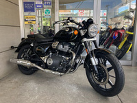 ロイヤルエンフィールド　スーパーメテオ６５０